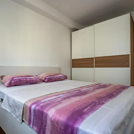 Boutique La Perla Jacuzzi Apartment