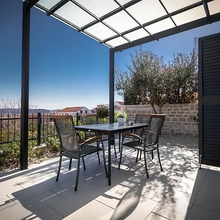 Boutique La Perla Jacuzzi