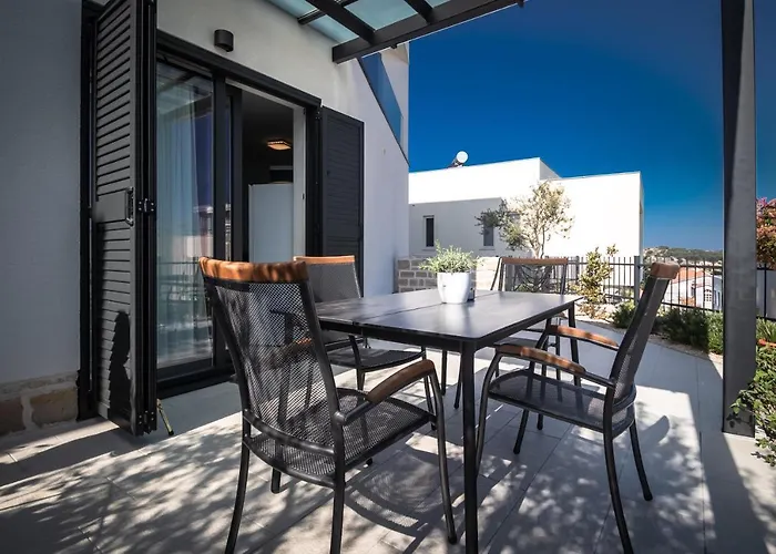 Boutique La Perla Jacuzzi Appartamento *