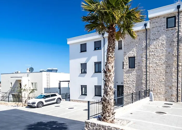 Boutique La Perla Jacuzzi * Murter