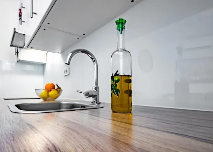 Boutique La Perla Jacuzzi 무르테르