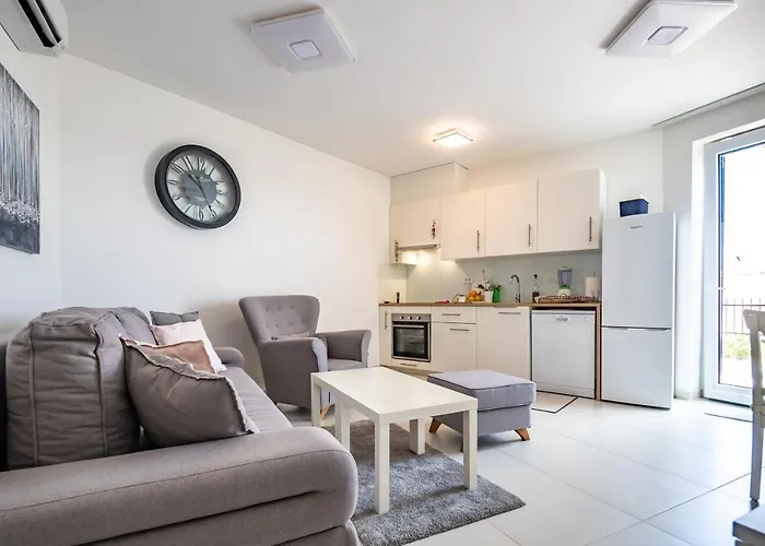 Boutique La Perla Jacuzzi * 무르테르